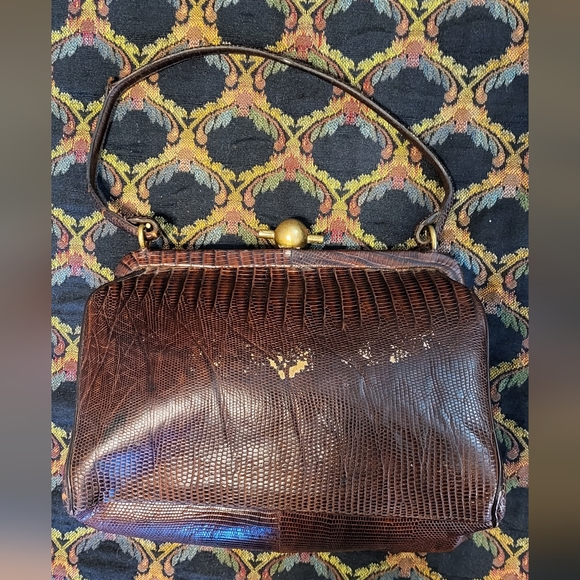 Beautiful 50s Leather Purse - Picture 7 of 16